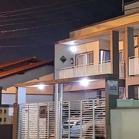 Apart Zss Penha  Bagian luar foto