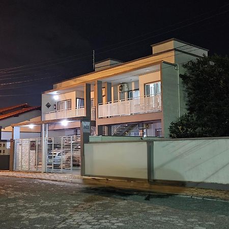 Apart Zss Penha  Bagian luar foto