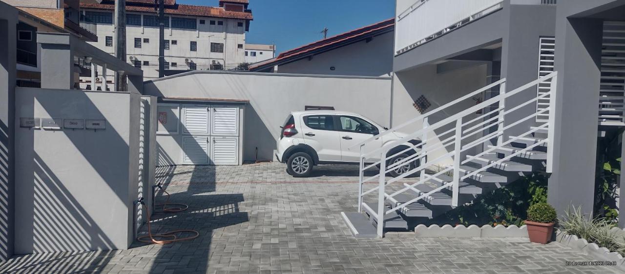 Apart Zss Penha  Bagian luar foto